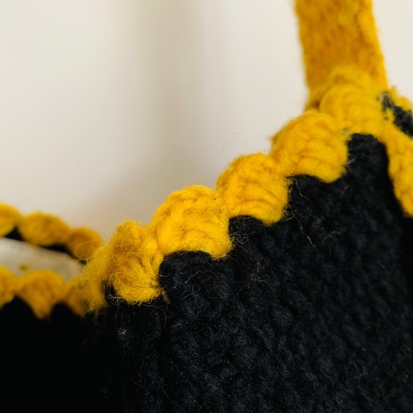 Super Beautiful 100% Wool Flower Embroidered Tote💐🌺🌷🌻 - Picture 8 of 10